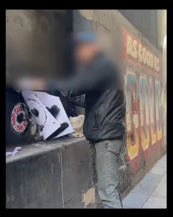 Faked a Banksy - Conzo & Globel 7